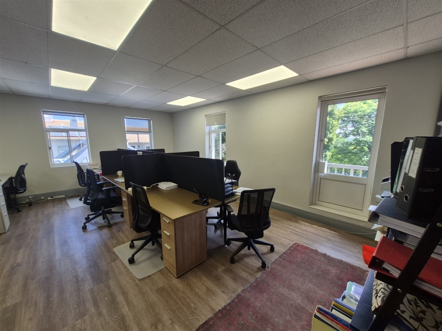 To Let Commercial Property for Rent in Hyde Park Gauteng