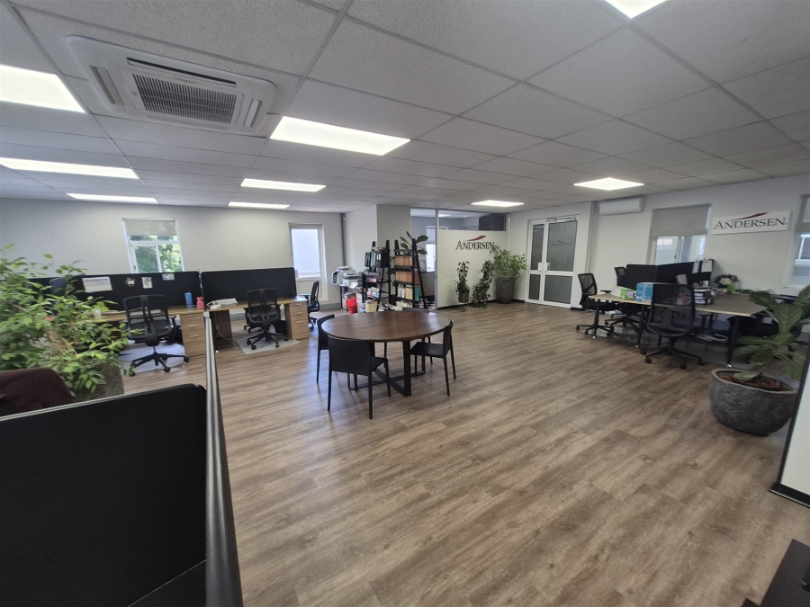 To Let Commercial Property for Rent in Hyde Park Gauteng