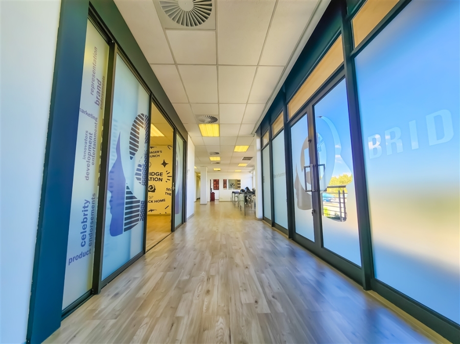 To Let Commercial Property for Rent in Magaliessig Gauteng
