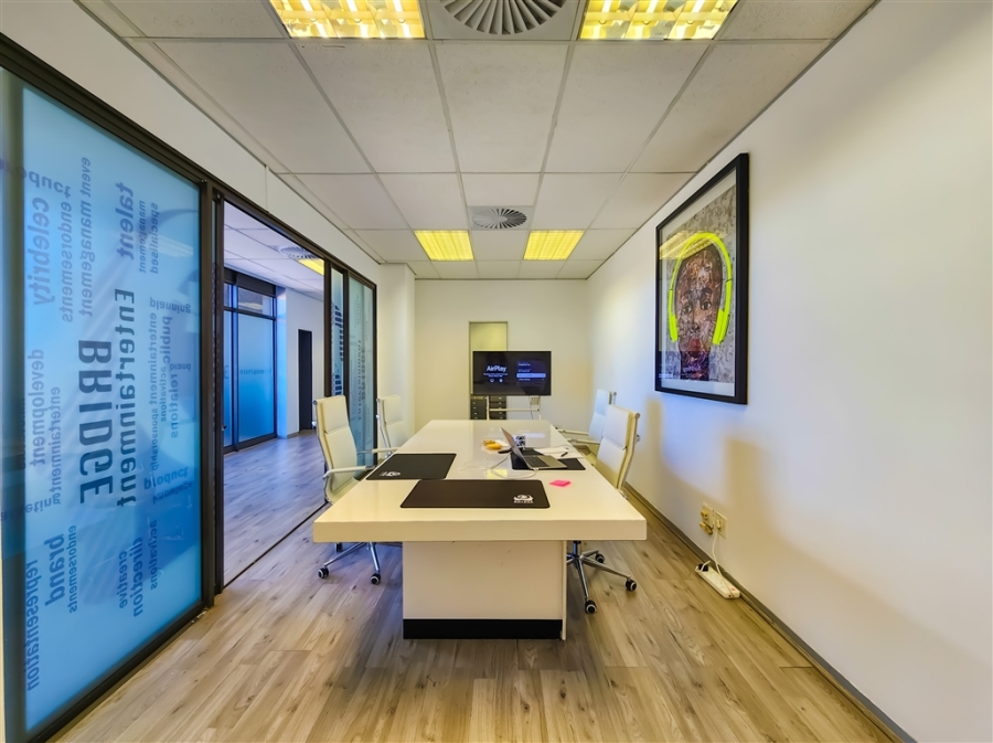 To Let Commercial Property for Rent in Magaliessig Gauteng