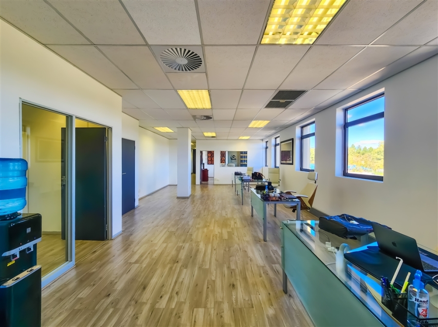 To Let Commercial Property for Rent in Magaliessig Gauteng