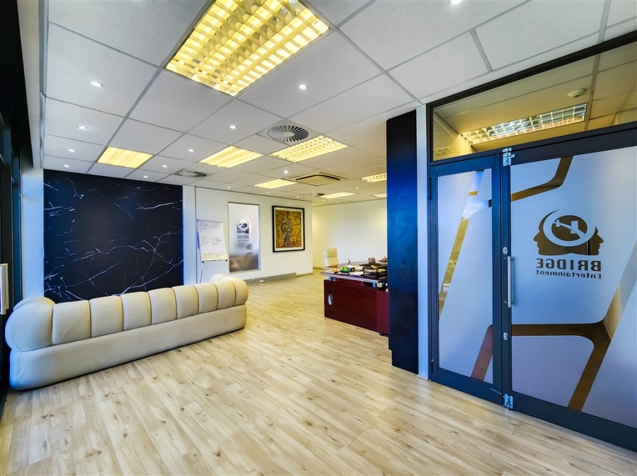 To Let Commercial Property for Rent in Magaliessig Gauteng