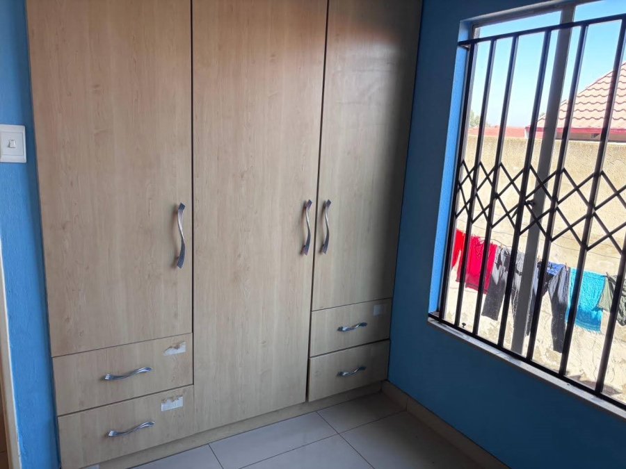2 Bedroom Property for Sale in Naturena Gauteng