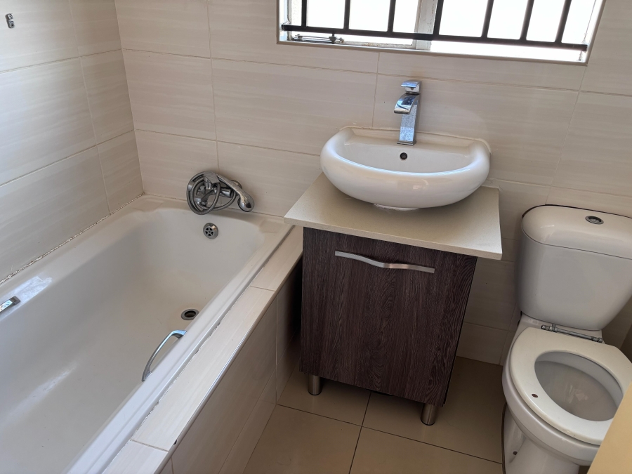 2 Bedroom Property for Sale in Naturena Gauteng