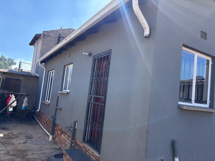 2 Bedroom Property for Sale in Naturena Gauteng
