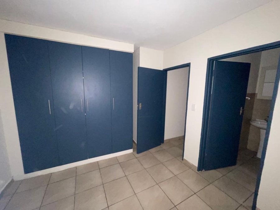 17 Bedroom Property for Sale in Magalieskruin Gauteng
