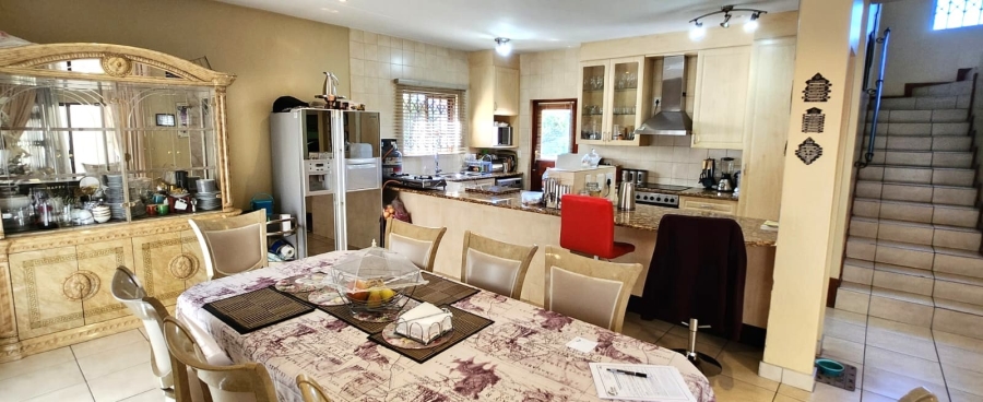 4 Bedroom Property for Sale in Mulbarton Gauteng
