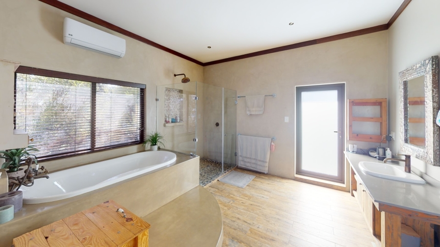 6 Bedroom Property for Sale in Roodeplaat Gauteng