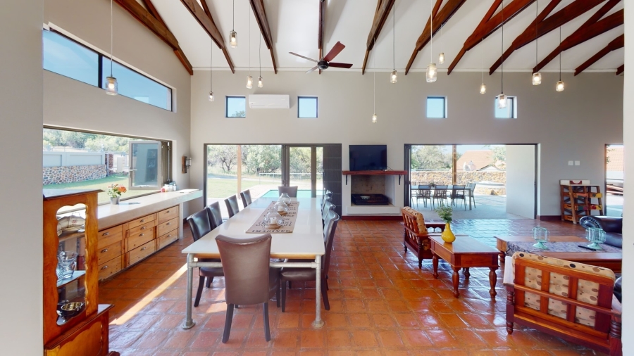 6 Bedroom Property for Sale in Roodeplaat Gauteng