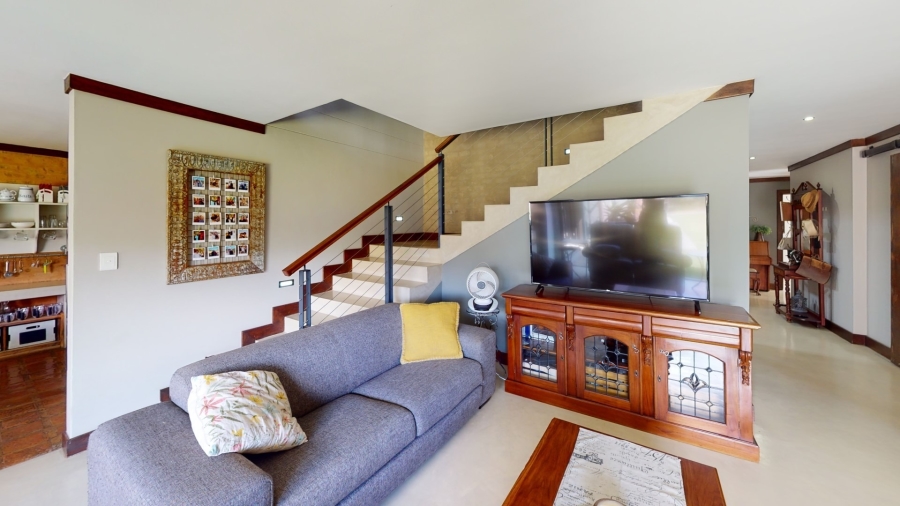 6 Bedroom Property for Sale in Roodeplaat Gauteng
