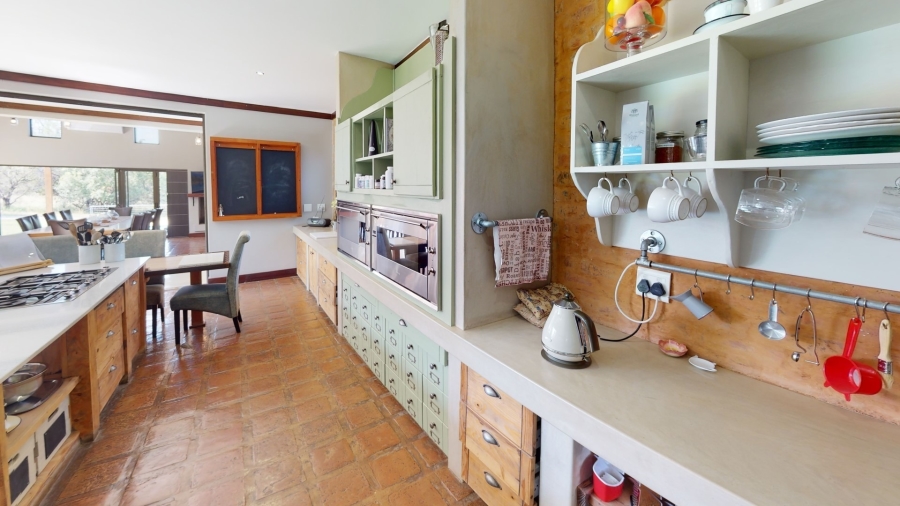 6 Bedroom Property for Sale in Roodeplaat Gauteng