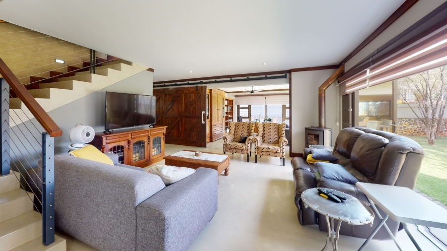 6 Bedroom Property for Sale in Roodeplaat Gauteng