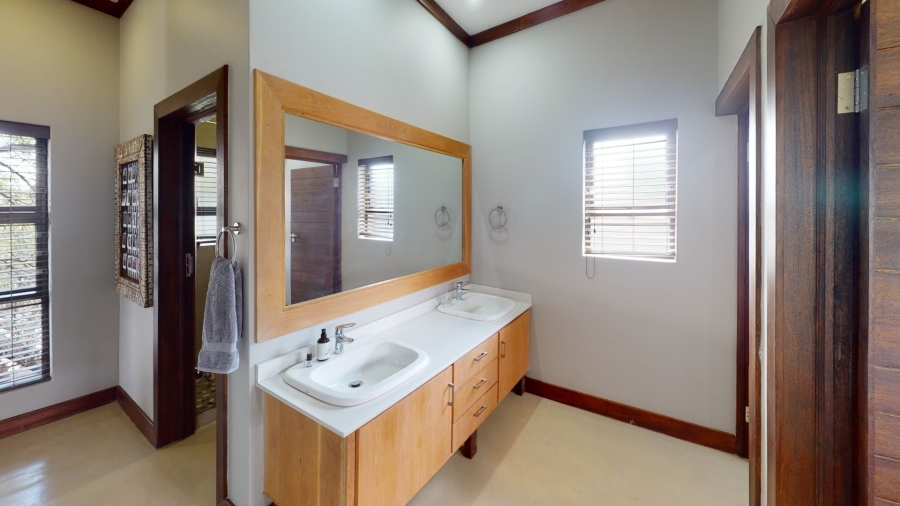 6 Bedroom Property for Sale in Roodeplaat Gauteng