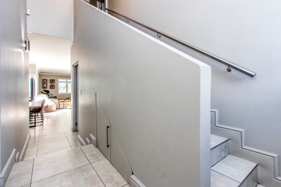 4 Bedroom Property for Sale in Broadacres Gauteng