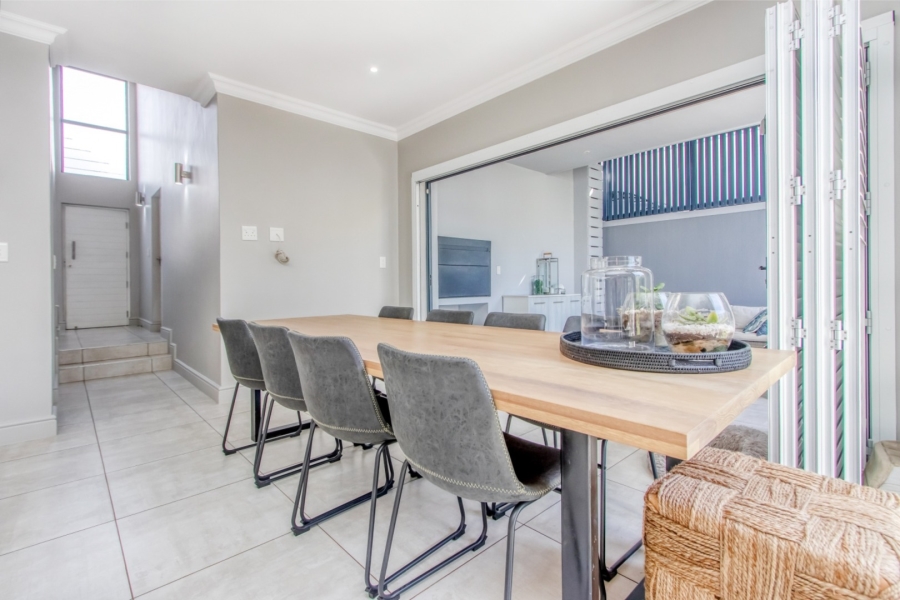 4 Bedroom Property for Sale in Broadacres Gauteng
