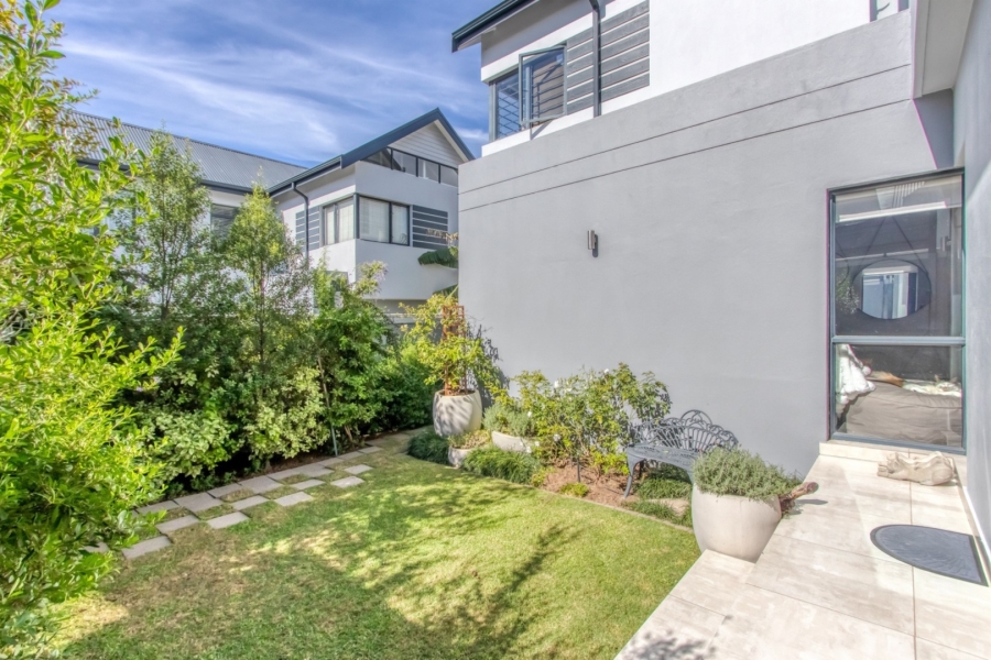 4 Bedroom Property for Sale in Broadacres Gauteng