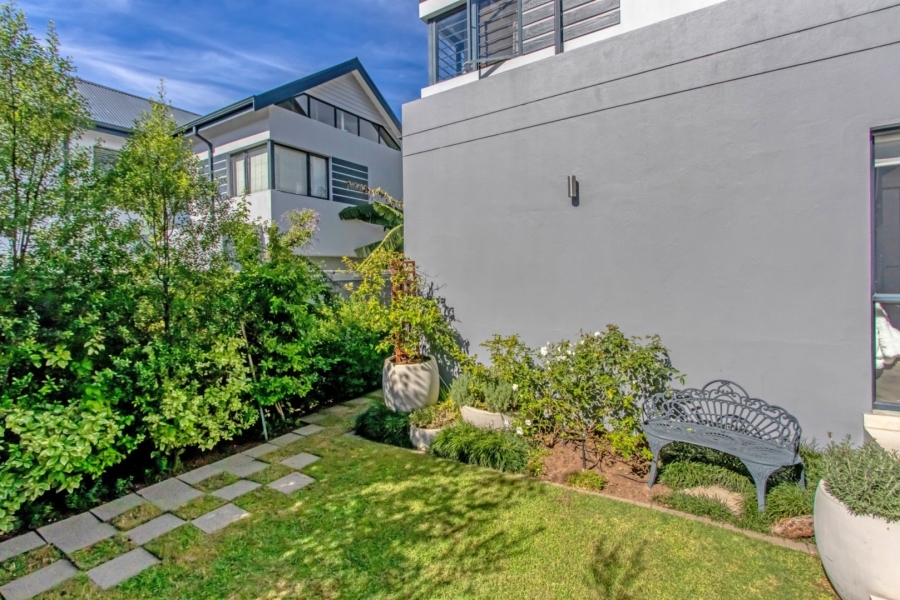 4 Bedroom Property for Sale in Broadacres Gauteng