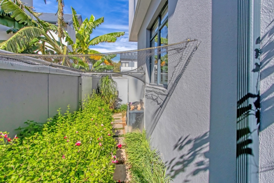 4 Bedroom Property for Sale in Broadacres Gauteng