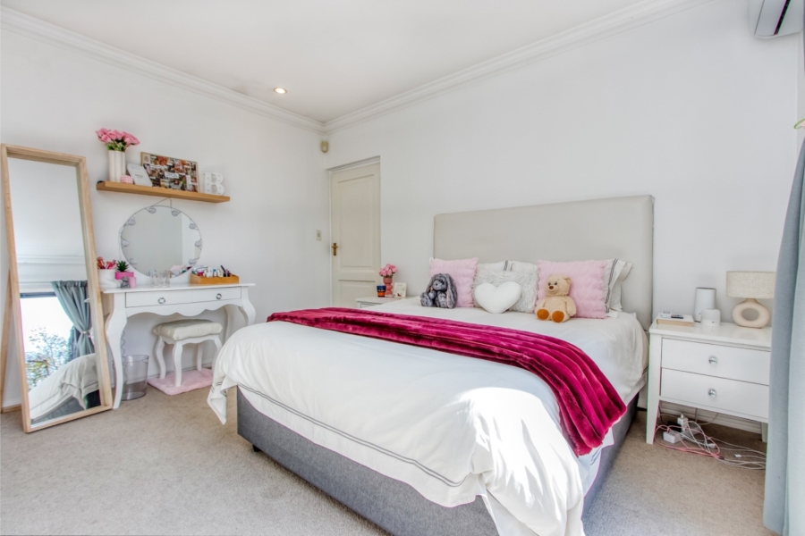 5 Bedroom Property for Sale in Dainfern Golf Estate Gauteng
