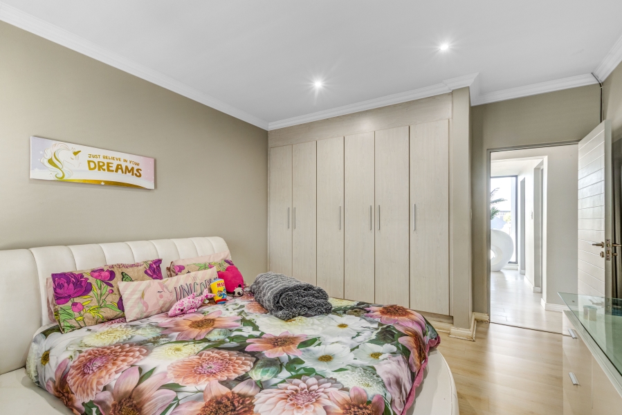 4 Bedroom Property for Sale in Copperleaf Estate Gauteng
