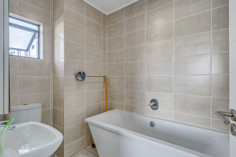 2 Bedroom Property for Sale in Linbro Park Gauteng