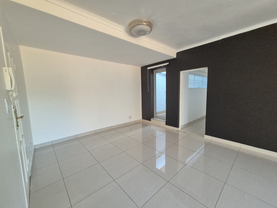 To Let 2 Bedroom Property for Rent in St Andrews Gauteng