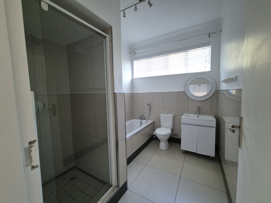 To Let 2 Bedroom Property for Rent in St Andrews Gauteng