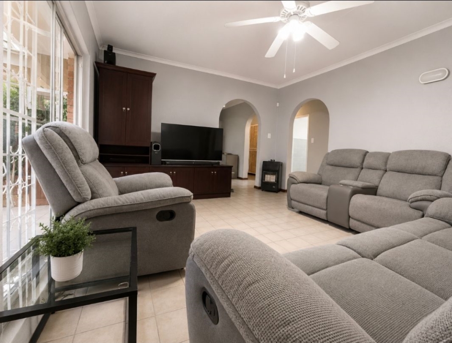 3 Bedroom Property for Sale in Kenmare Gauteng