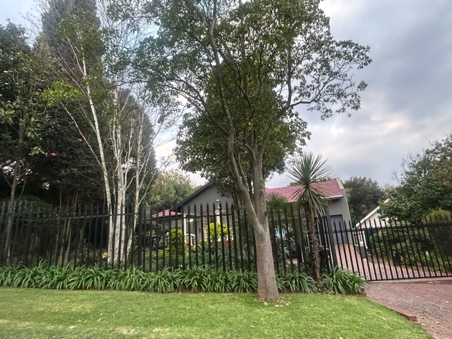 3 Bedroom Property for Sale in Kenmare Gauteng