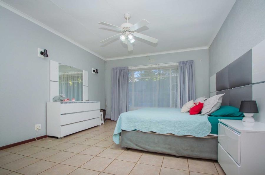 4 Bedroom Property for Sale in Kenmare Gauteng