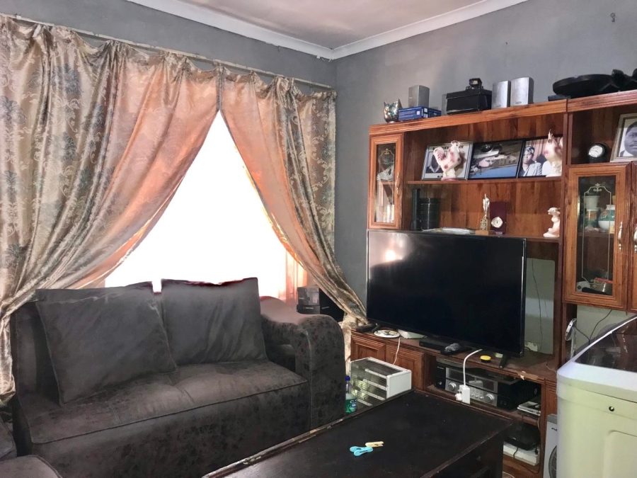 2 Bedroom Property for Sale in Dobsonville Ext 2 Gauteng