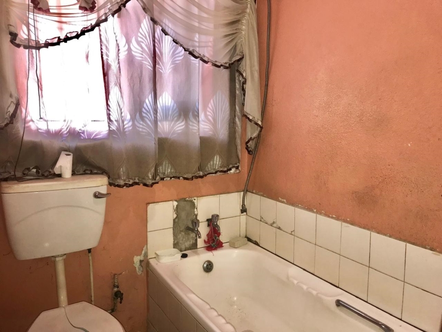 2 Bedroom Property for Sale in Dobsonville Ext 2 Gauteng