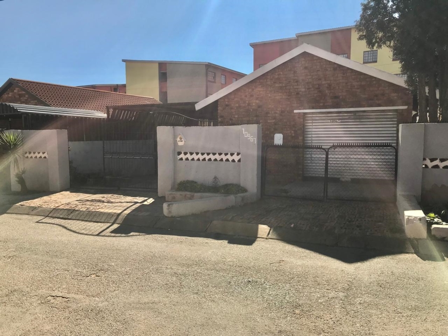 2 Bedroom Property for Sale in Dobsonville Ext 2 Gauteng