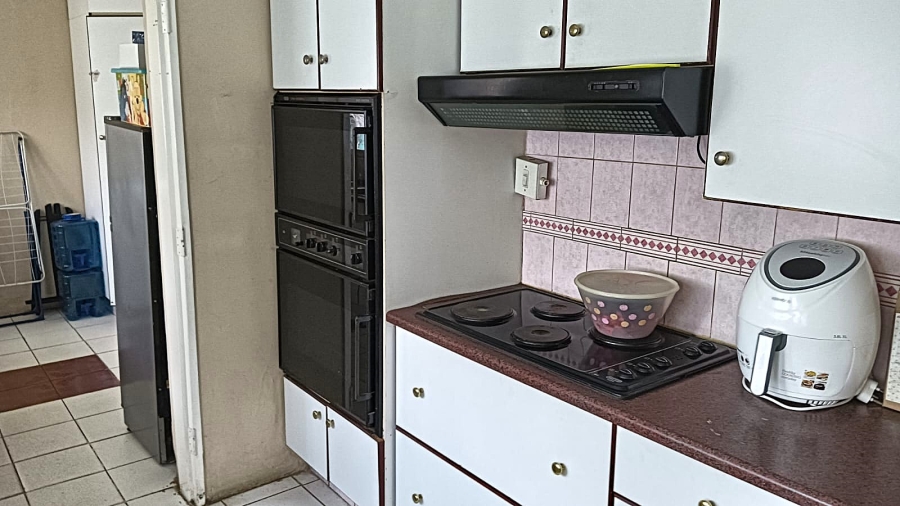 4 Bedroom Property for Sale in Van Riebeeck Park Gauteng
