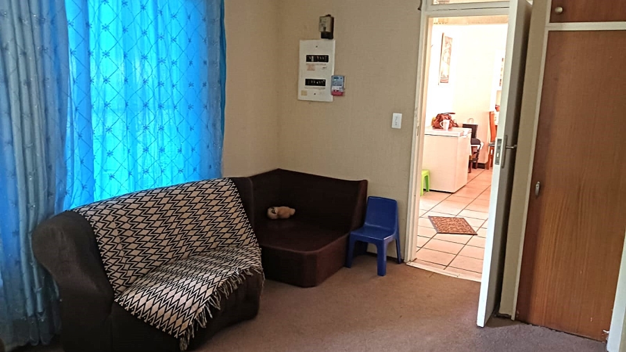 4 Bedroom Property for Sale in Van Riebeeck Park Gauteng