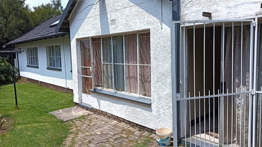 4 Bedroom Property for Sale in Van Riebeeck Park Gauteng