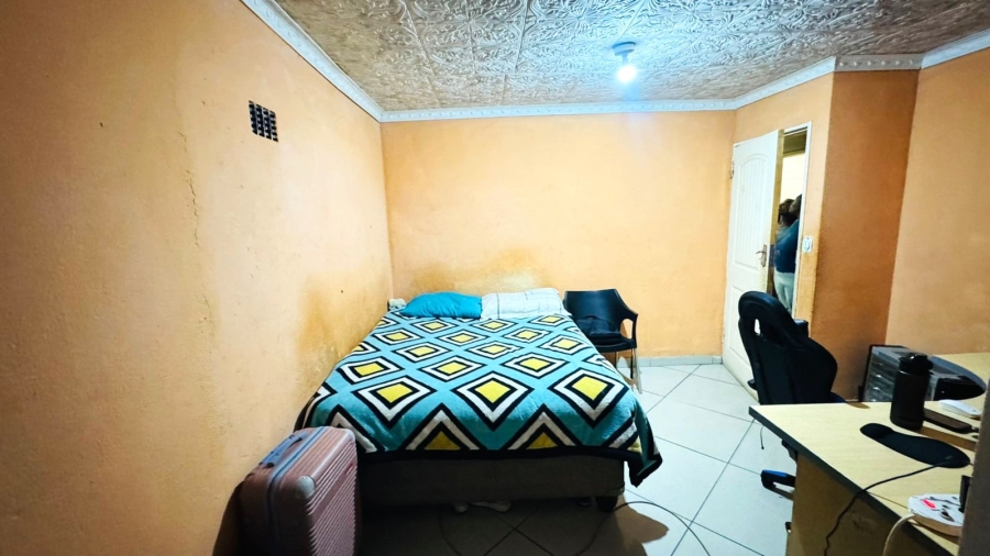 5 Bedroom Property for Sale in Tsakane Ext 11 Gauteng