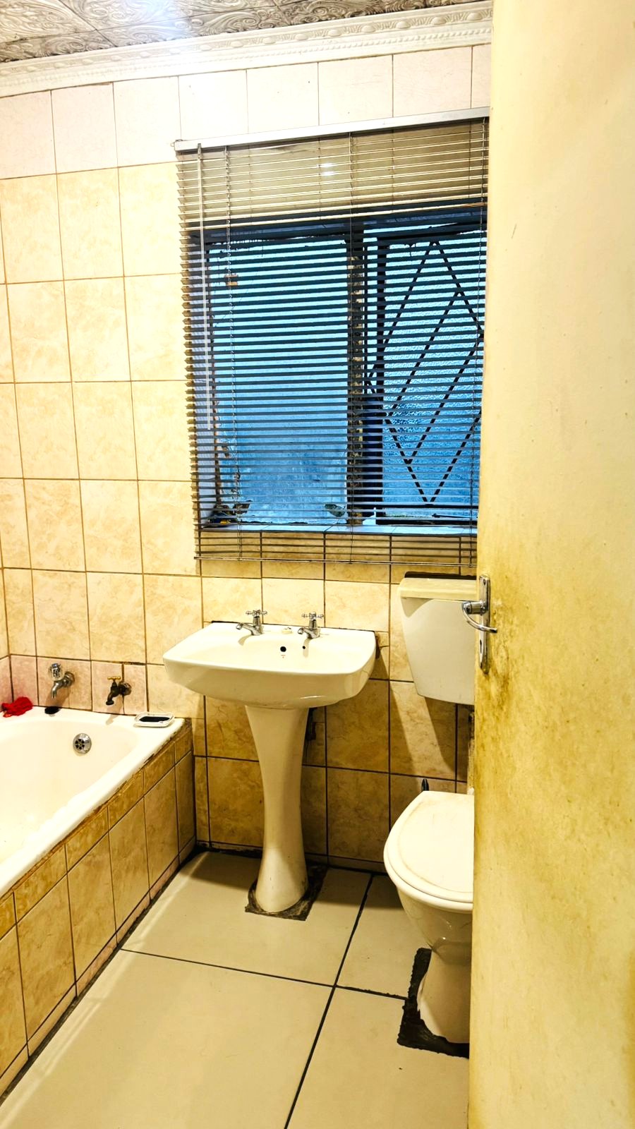 5 Bedroom Property for Sale in Tsakane Ext 11 Gauteng