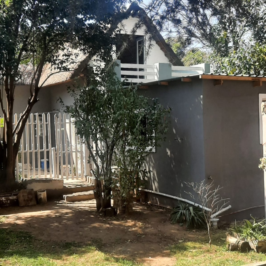 To Let 1 Bedroom Property for Rent in Discovery Gauteng