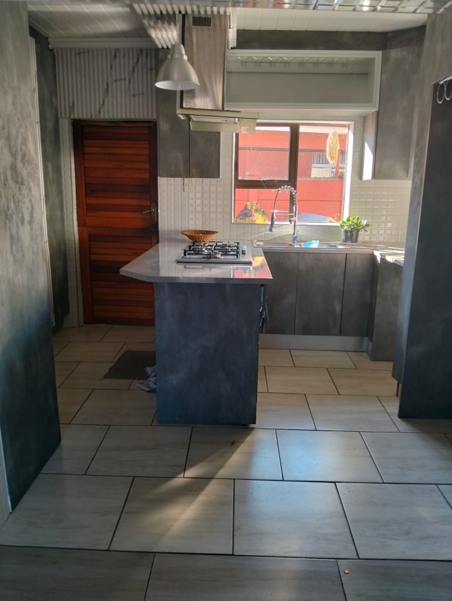 3 Bedroom Property for Sale in Mohlakeng Gauteng