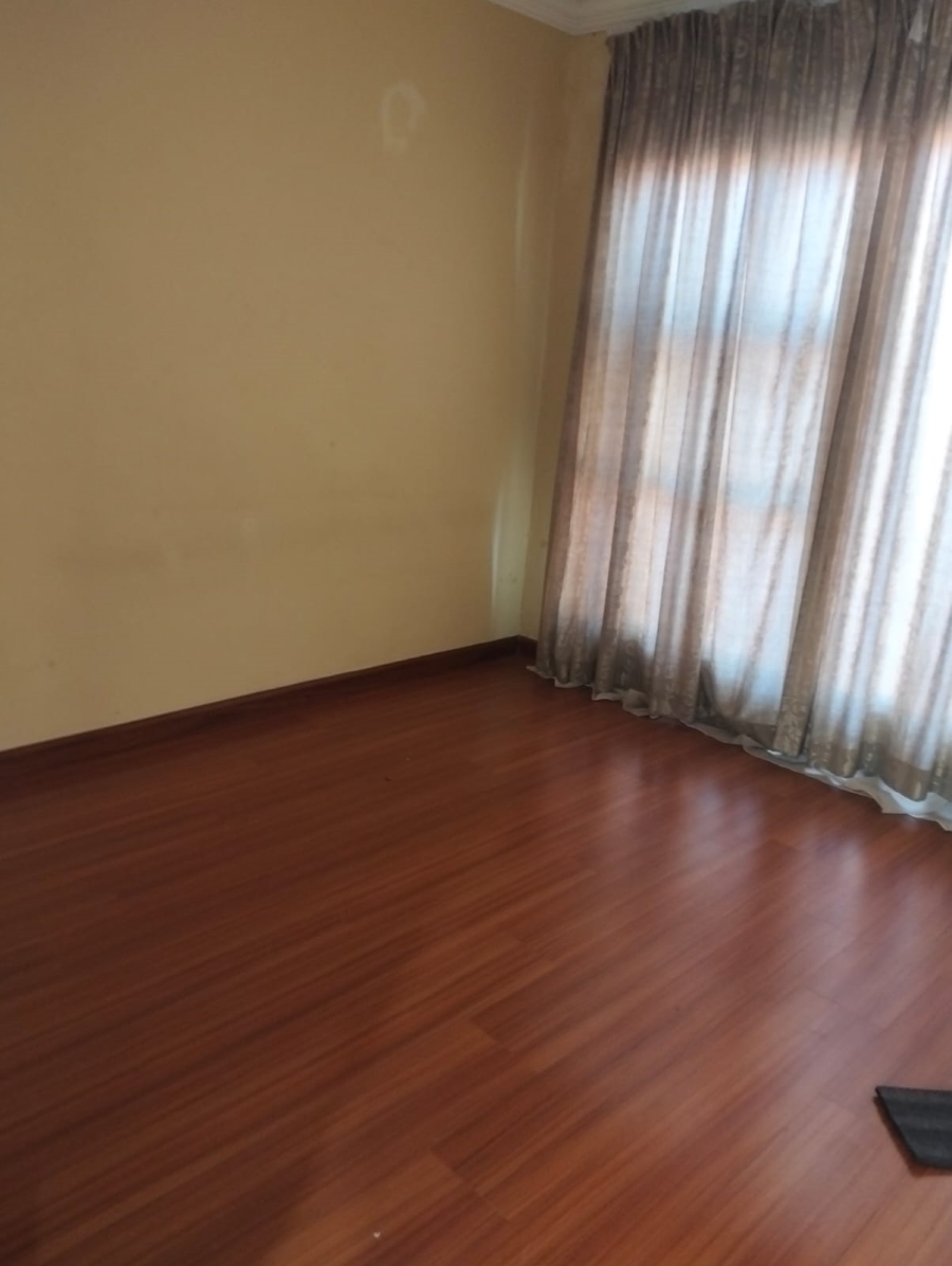 3 Bedroom Property for Sale in Mohlakeng Gauteng