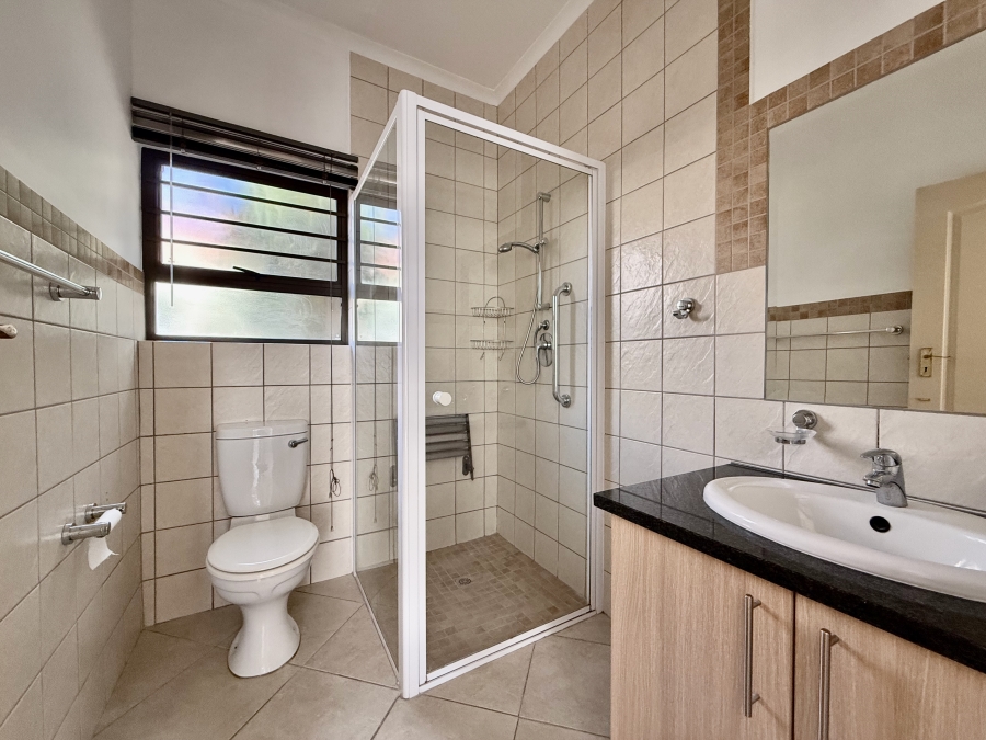 2 Bedroom Property for Sale in The Retreat Gauteng