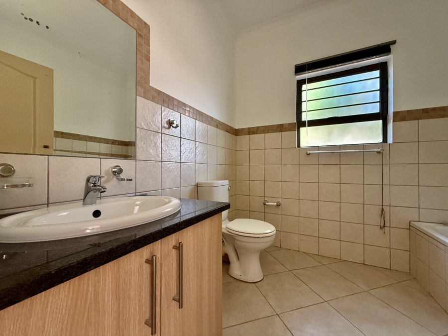 2 Bedroom Property for Sale in The Retreat Gauteng