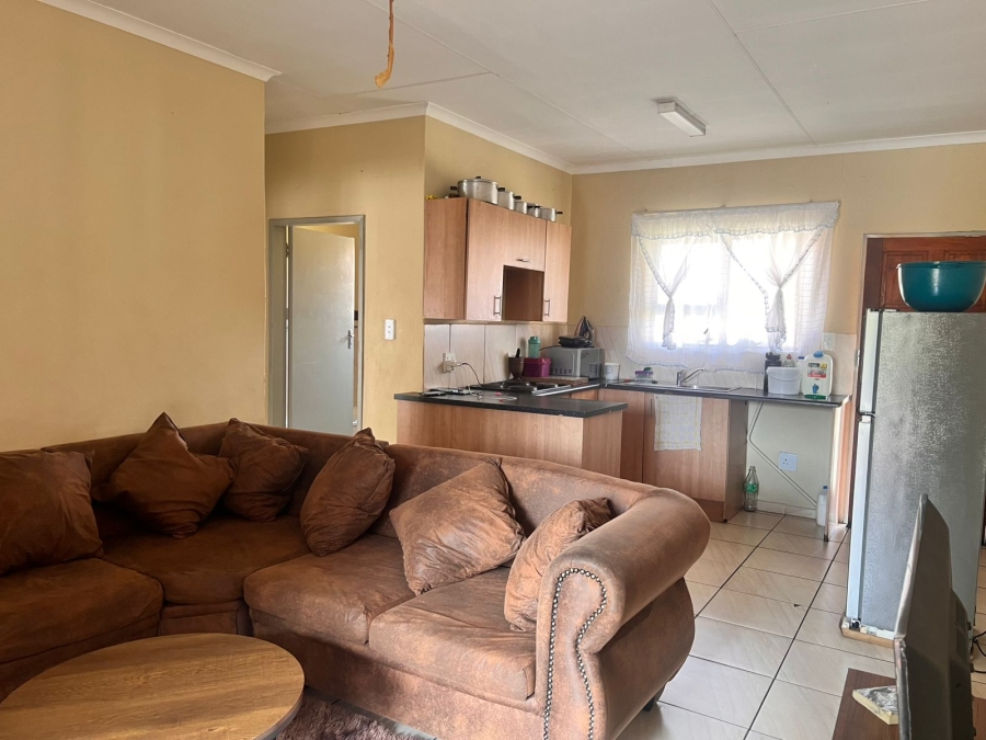 2 Bedroom Property for Sale in Groblerpark Gauteng