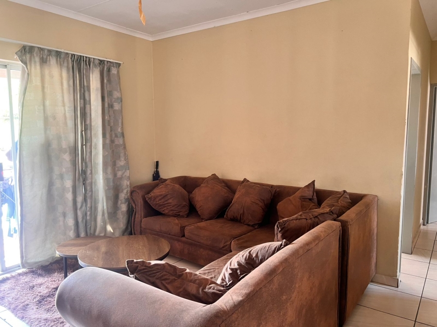 2 Bedroom Property for Sale in Groblerpark Gauteng
