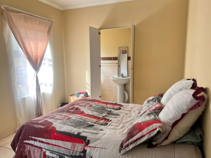 2 Bedroom Property for Sale in Groblerpark Gauteng