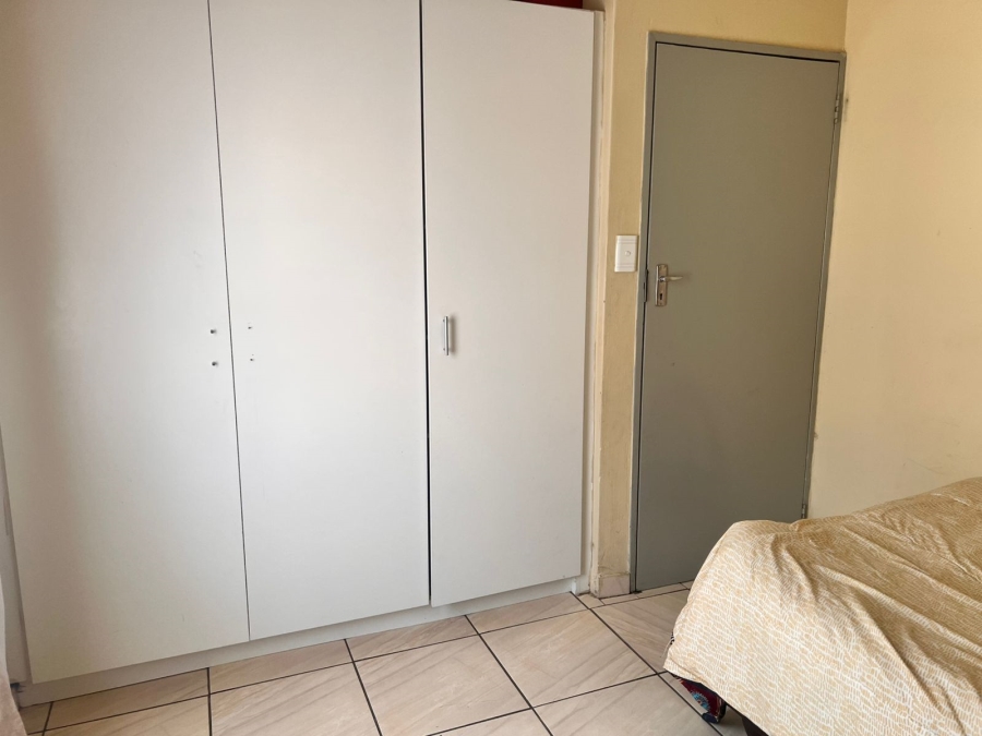 2 Bedroom Property for Sale in Groblerpark Gauteng