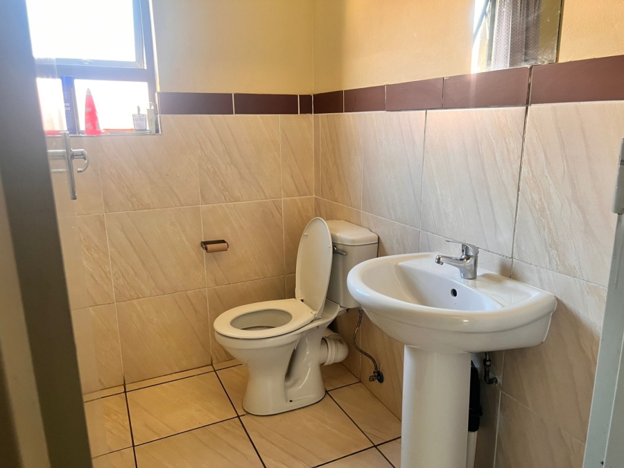 2 Bedroom Property for Sale in Groblerpark Gauteng