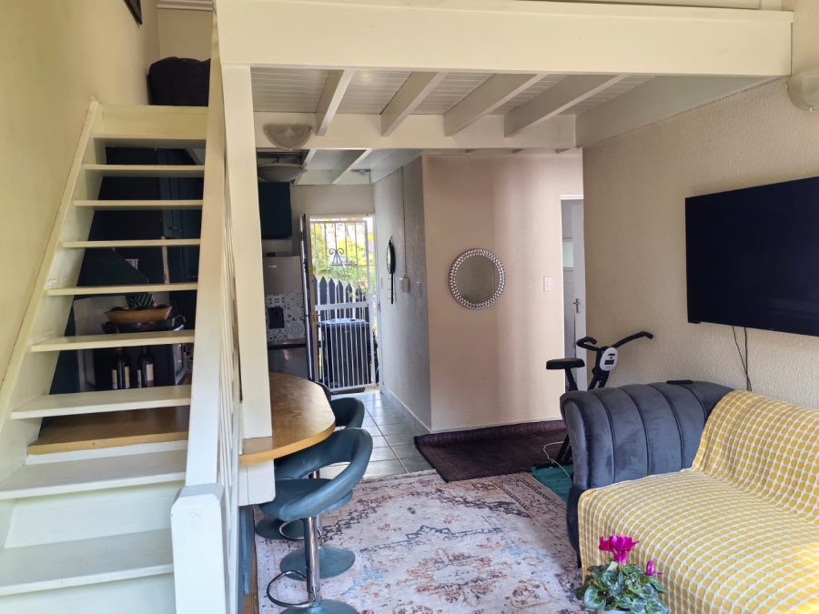 2 Bedroom Property for Sale in Douglasdale Gauteng