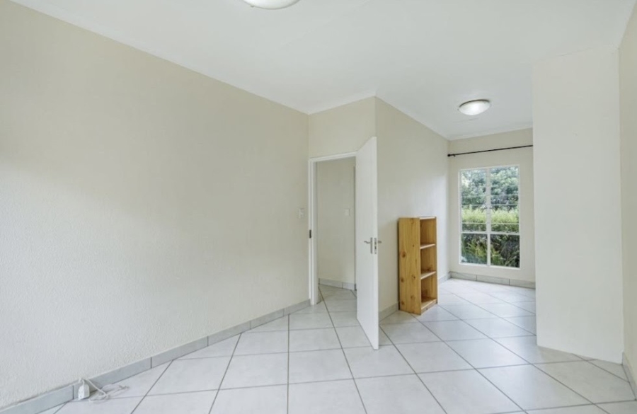 2 Bedroom Property for Sale in Douglasdale Gauteng